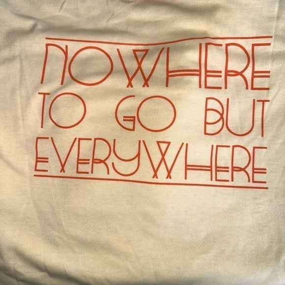 Lularoe XS yellow Liv Graphic T. orange trim “Nowhere to go but Everywhere”. - Picture 4 of 7